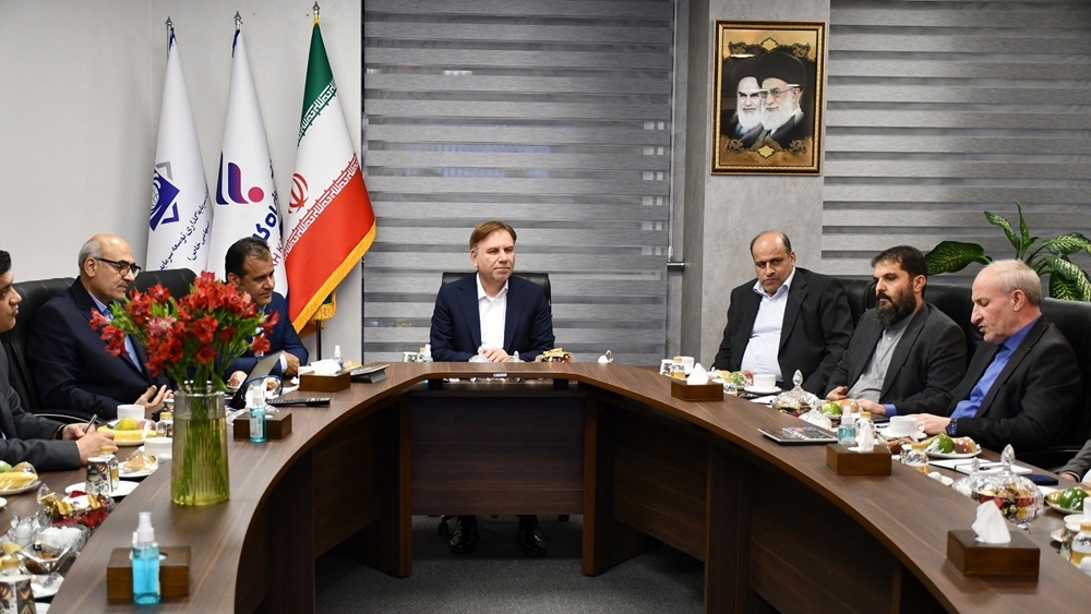 شرکت های تابعه-حضور محترم استاندار بوشهر در شرکت سرمایه‌گذاری توسعه سرمایه رفاه 